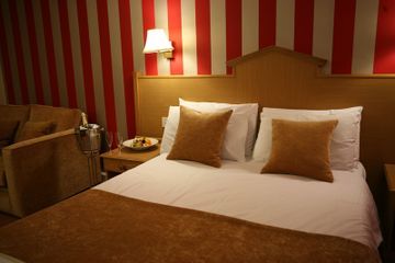 Mercure Swindon East Hotel And Spa Buitenkant foto
